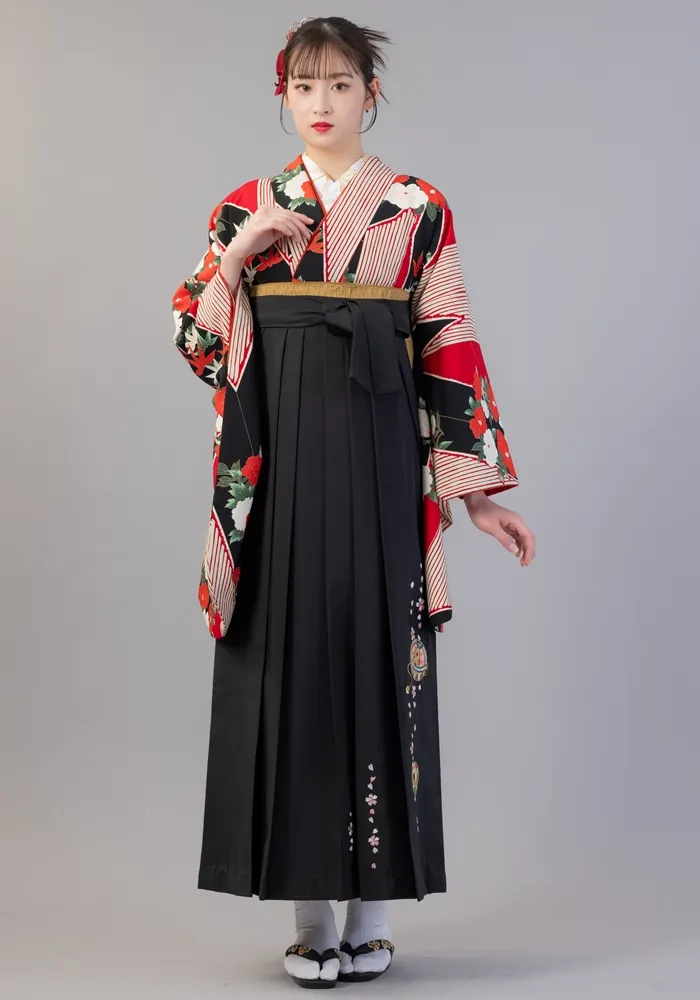卒業式袴レンタルで人気｜【着物】赤黒短冊牡丹椿+【袴】ｸﾛ手まりｼｼｭｳ
