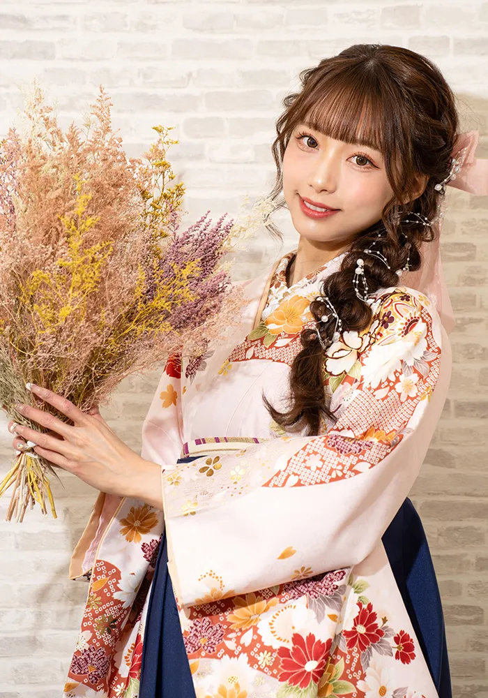 卒業式袴宅配ネットレンタル【着物】ライトピンク手まり金散し花＋【袴】コン手まりシシュウ