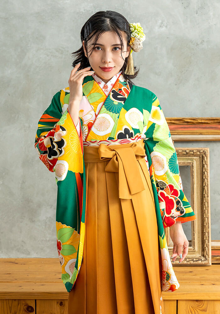 専用です☆アンティーク＊黄緑の菊の花が可愛らしい着物単品 専用です☆アンティーク＊黄緑の菊の花が可愛らしい着物単品