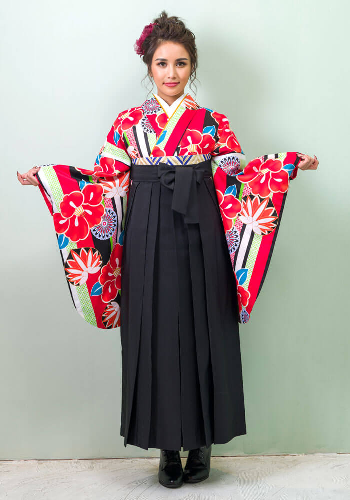 ストライプ柄がモダンで可愛い卒業式の袴