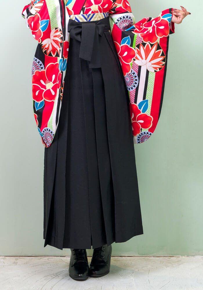 ネットレンタルで人気の黒の袴