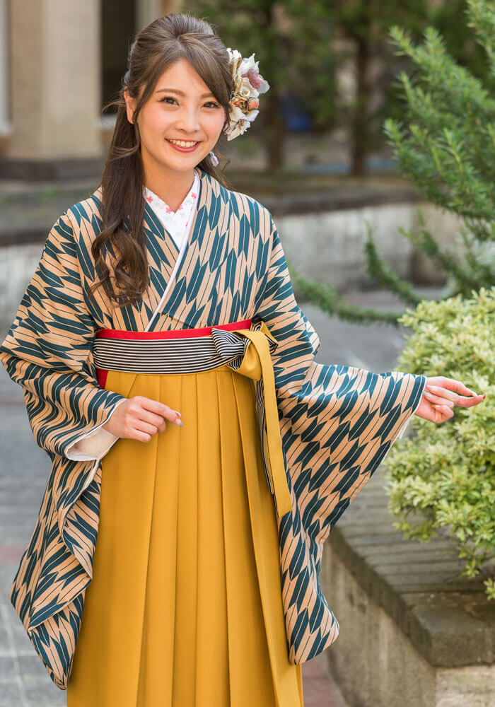 ハイカラさんスタイルの卒業式袴です